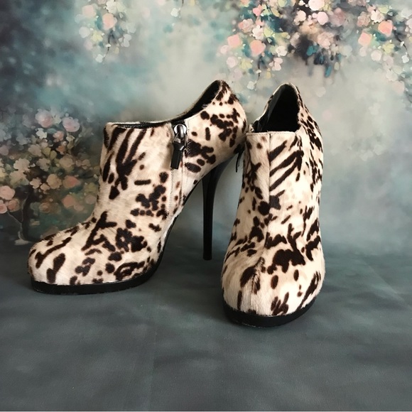 Balenciaga Fur Stiletto Ankle Booties - Picture 2 of 12